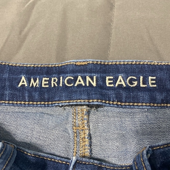 American Eagle 🦅 Hi-Rise Shortie. Size 4 - Picture 2 of 5